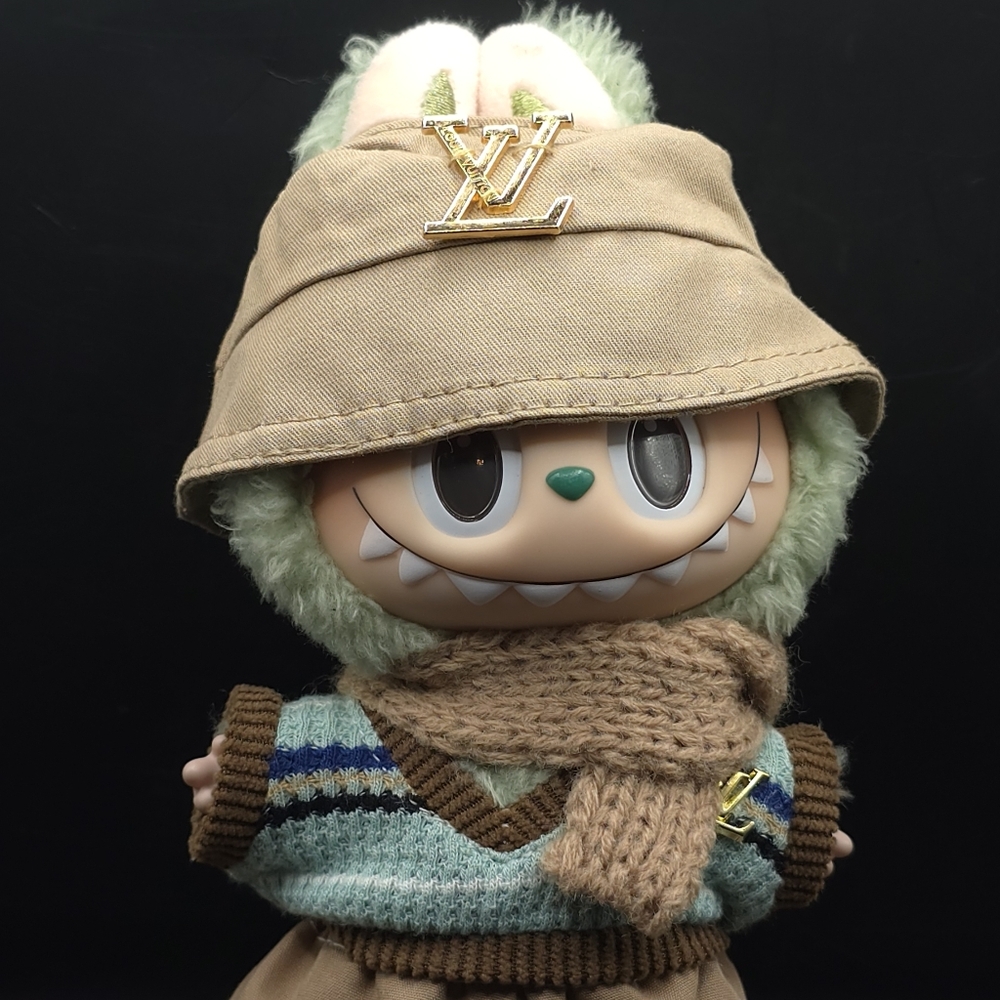 Labubu Clothes - Louis Vuitton Outfit - Picture 4 of 6